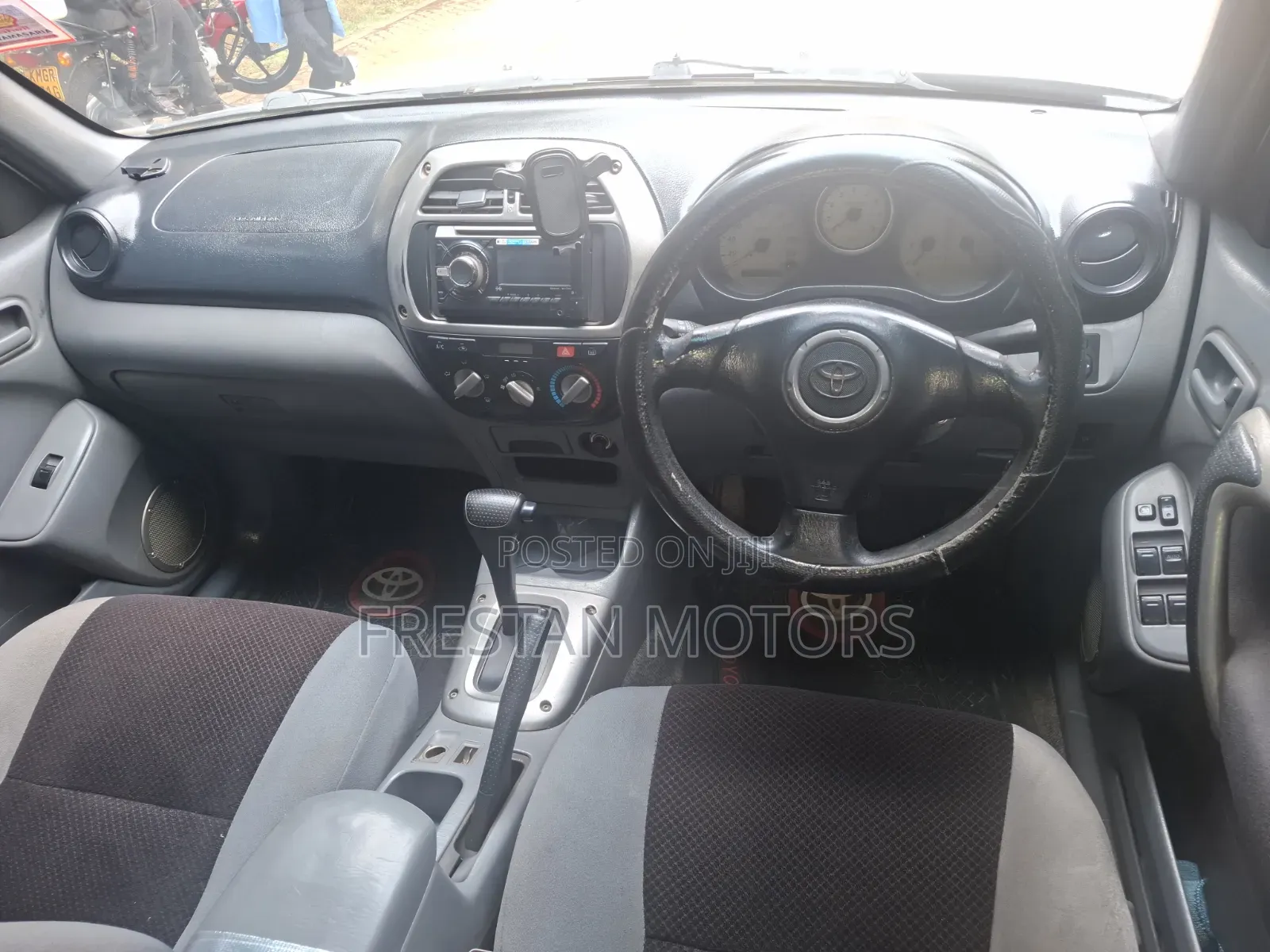 Toyota RAV4 2002 Silver