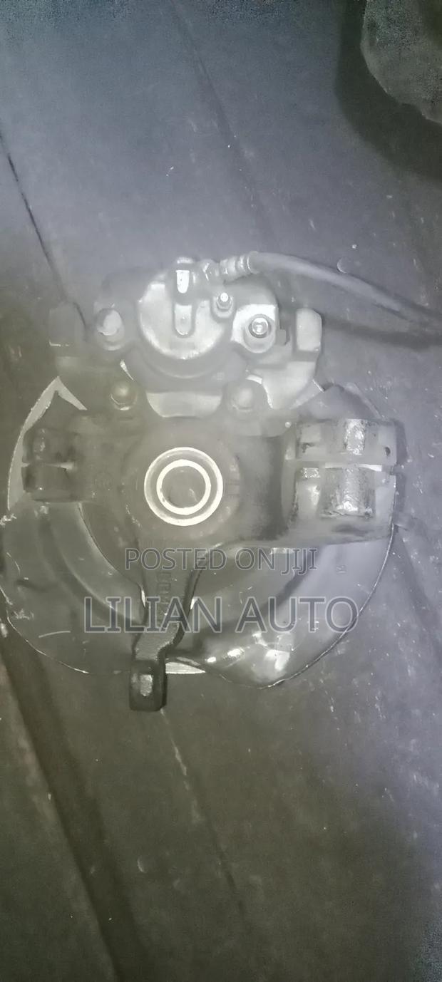 Mazda Premacy Front Wheel Hub