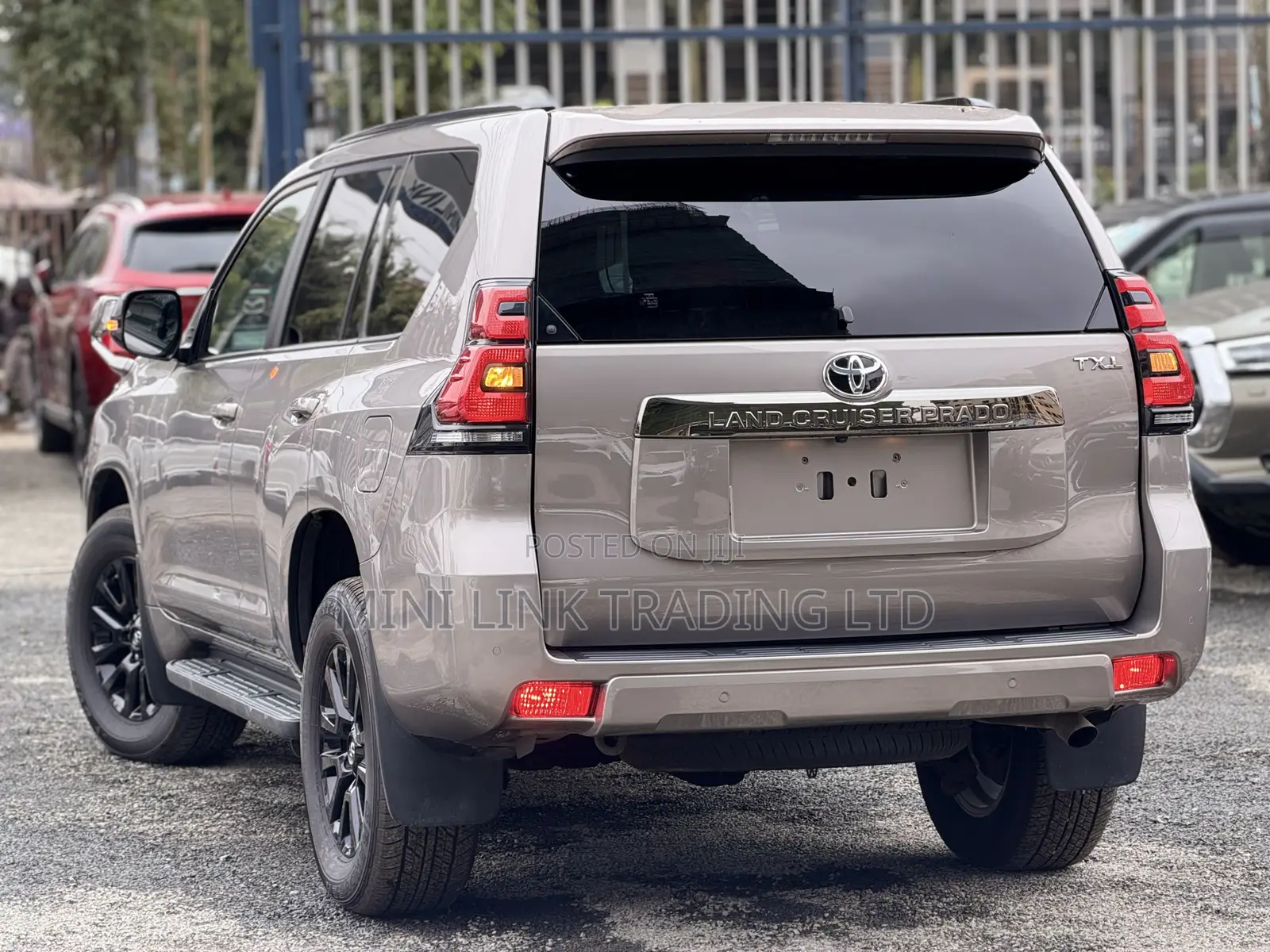 Toyota Land Cruiser Prado 2.8 2021 Gray