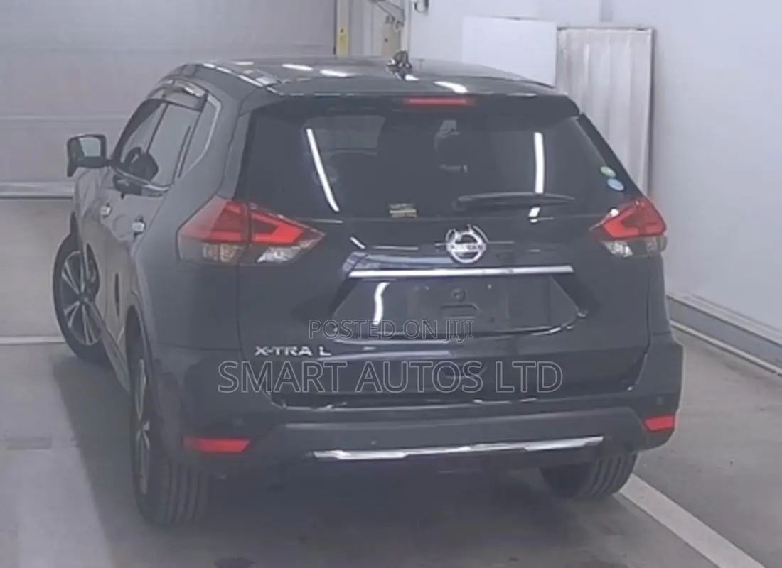 Nissan X-Trail 2019 Matt Black