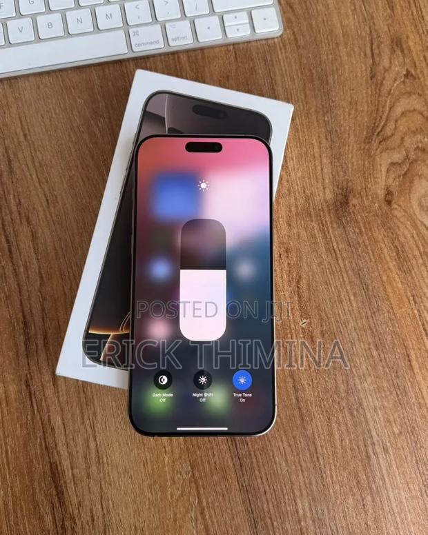 Apple iPhone 16 Pro Max 256 GB Gold