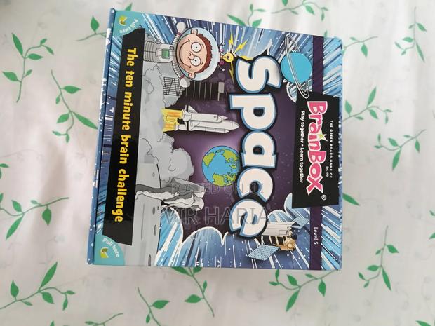 BrainBox Space Educational Card Game – Ages 8+
