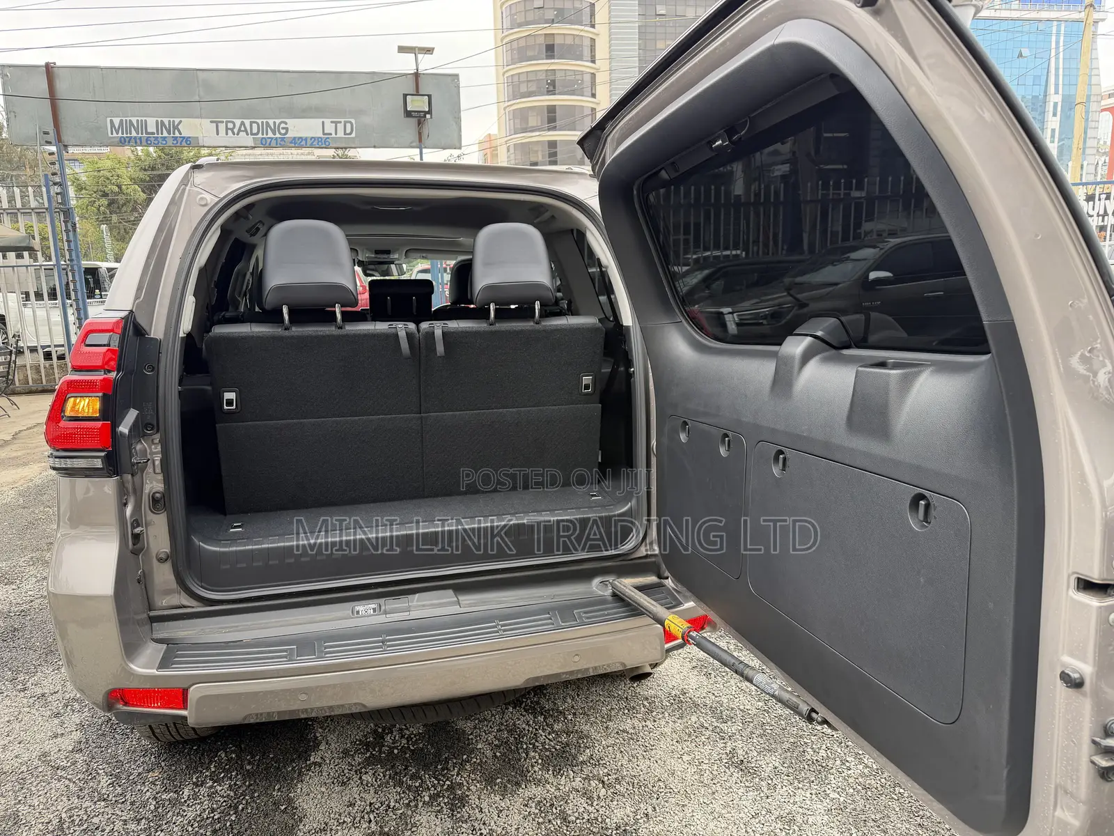 Toyota Land Cruiser Prado 2.8 2021 Gray