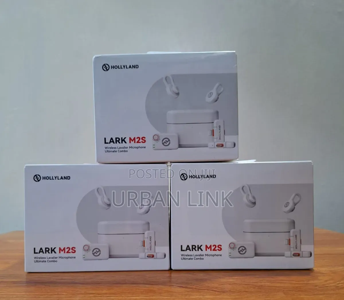Hollyland LARK M2S Combo 2-Person Wireless Microphone System