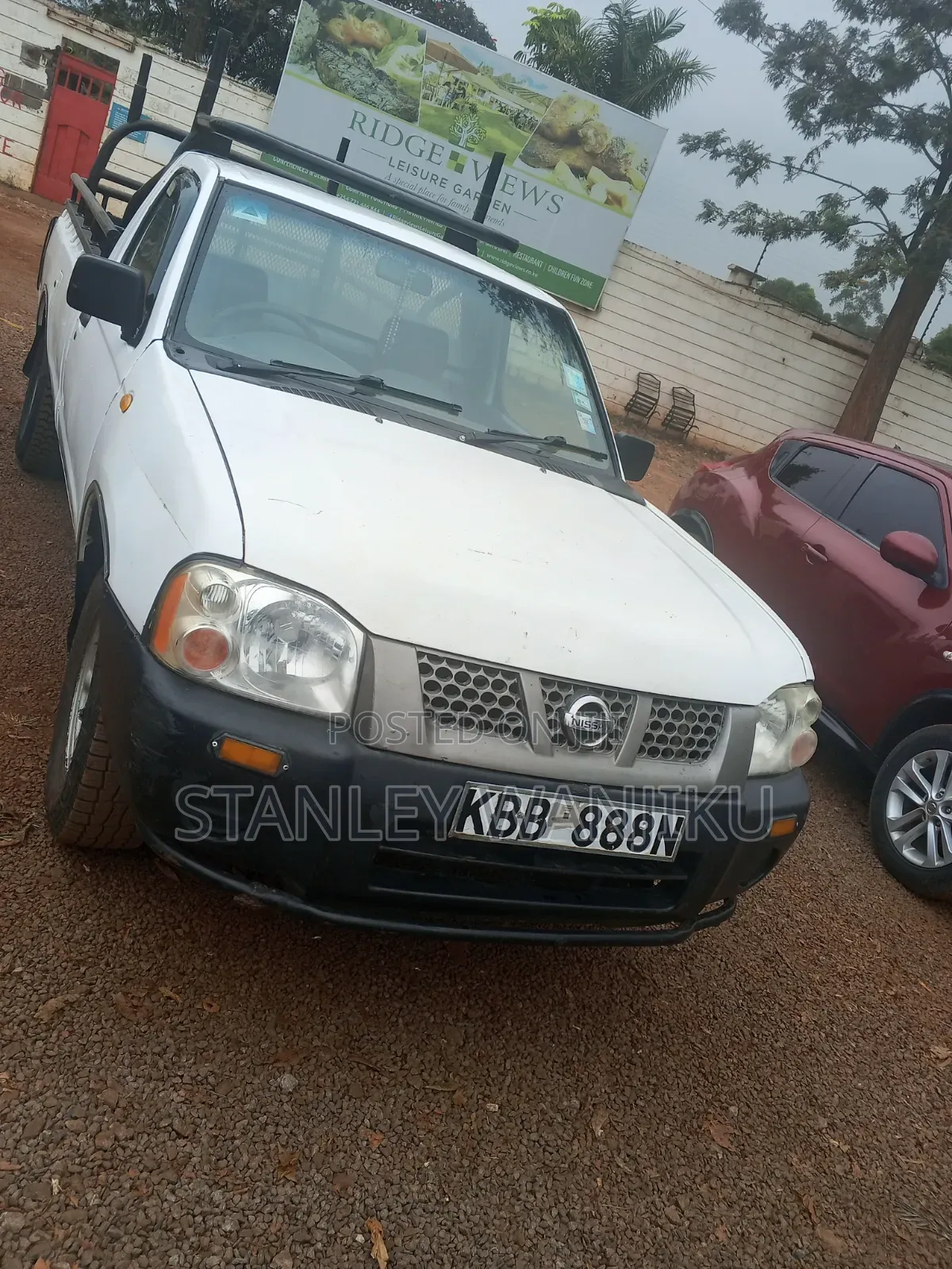Nissan Pick-Up 2008 White