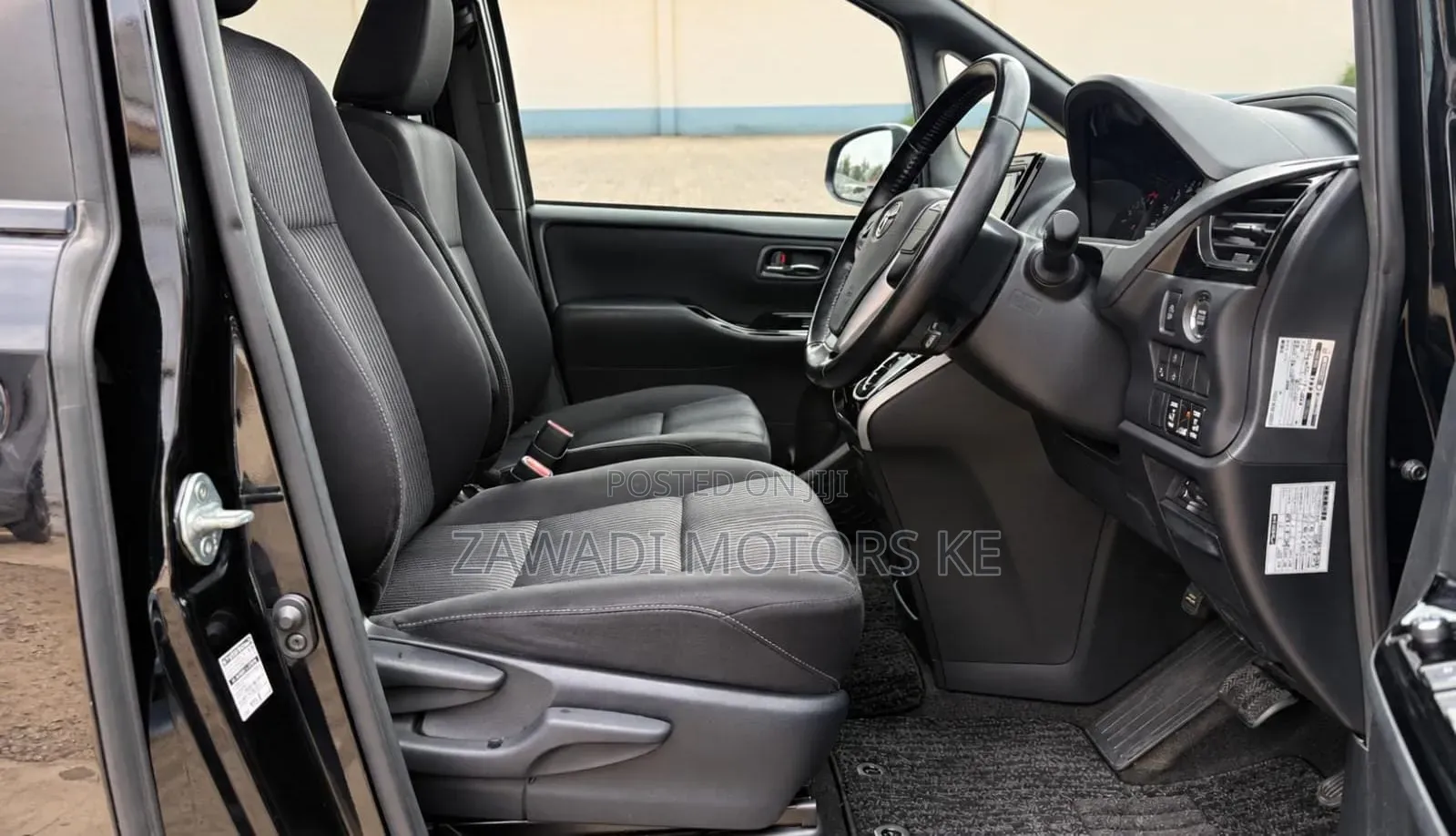 Toyota Voxy V 2WD 8-Seater 2019 Matt Black