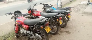 Bajaj Boxer 125 2019 Red