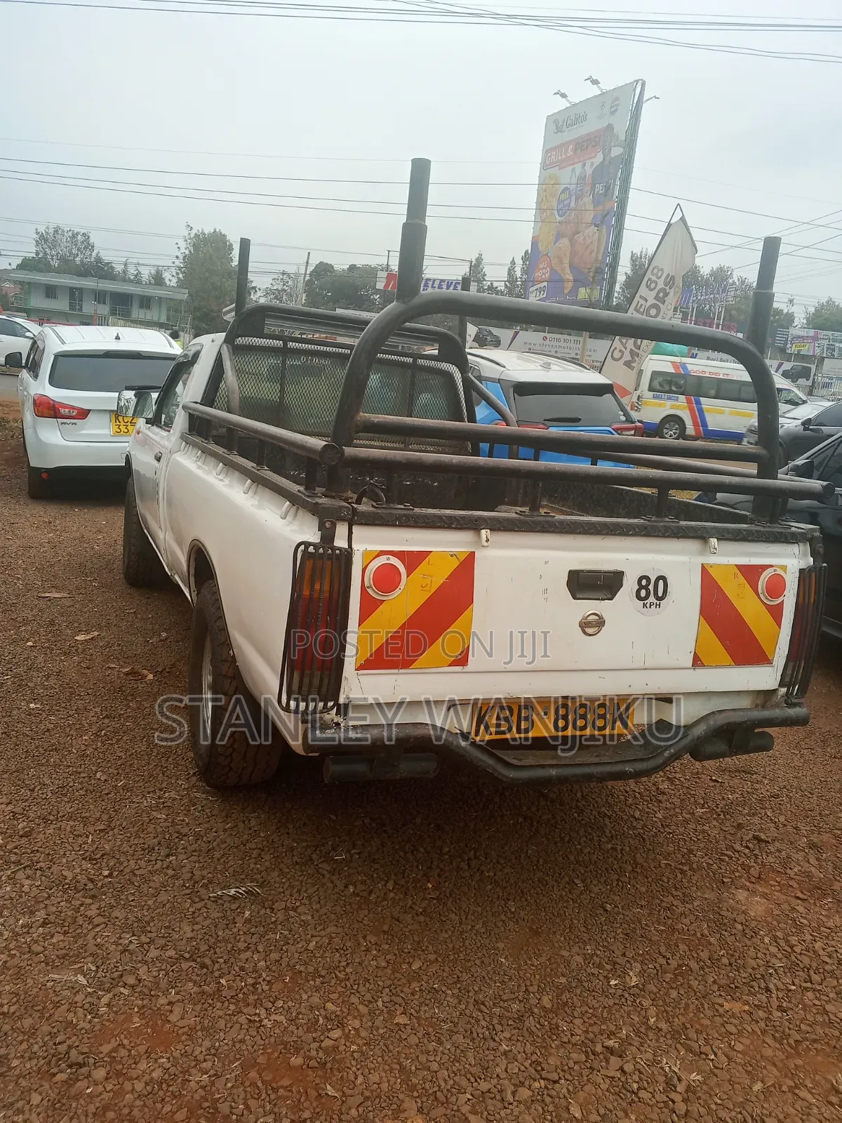 Nissan Pick-Up 2008 White