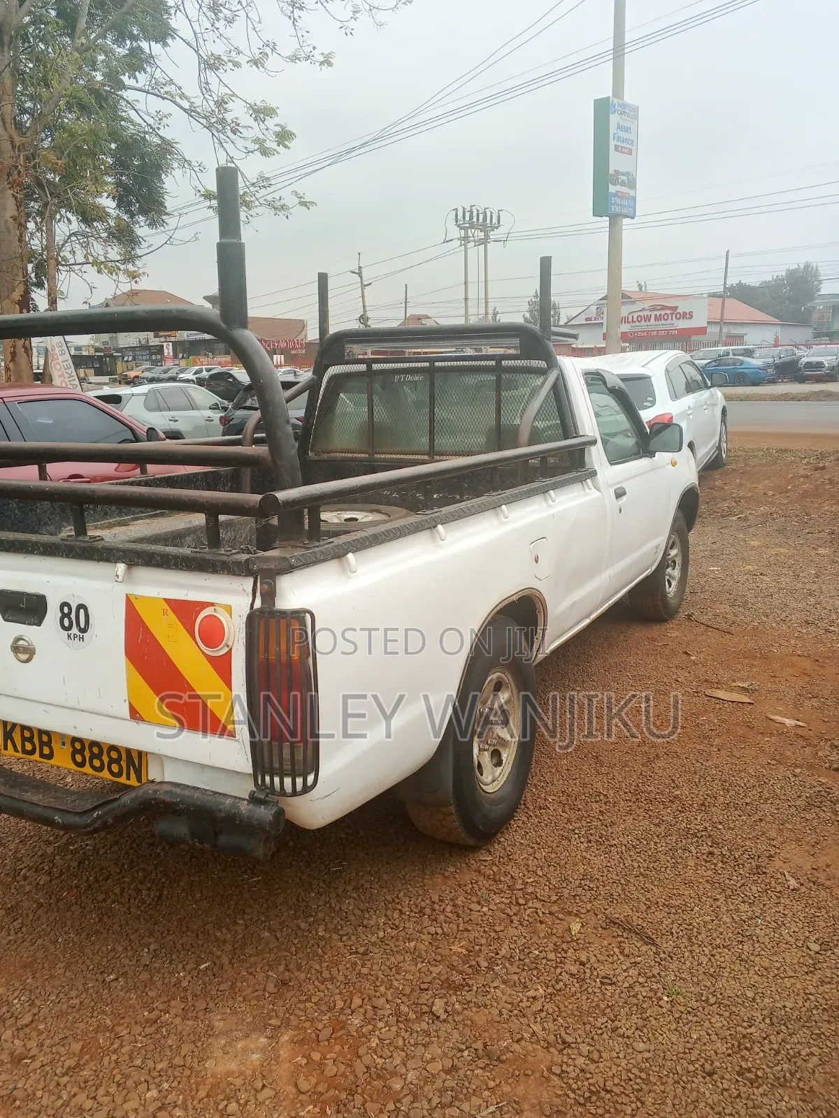 Nissan Pick-Up 2008 White