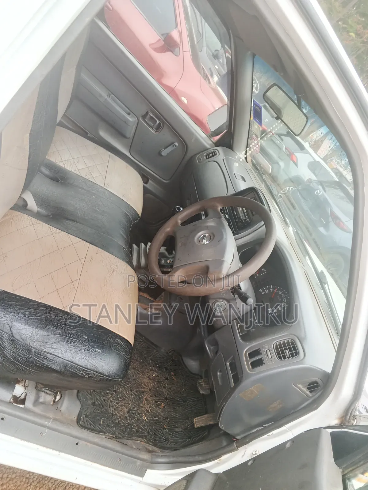 Nissan Pick-Up 2008 White
