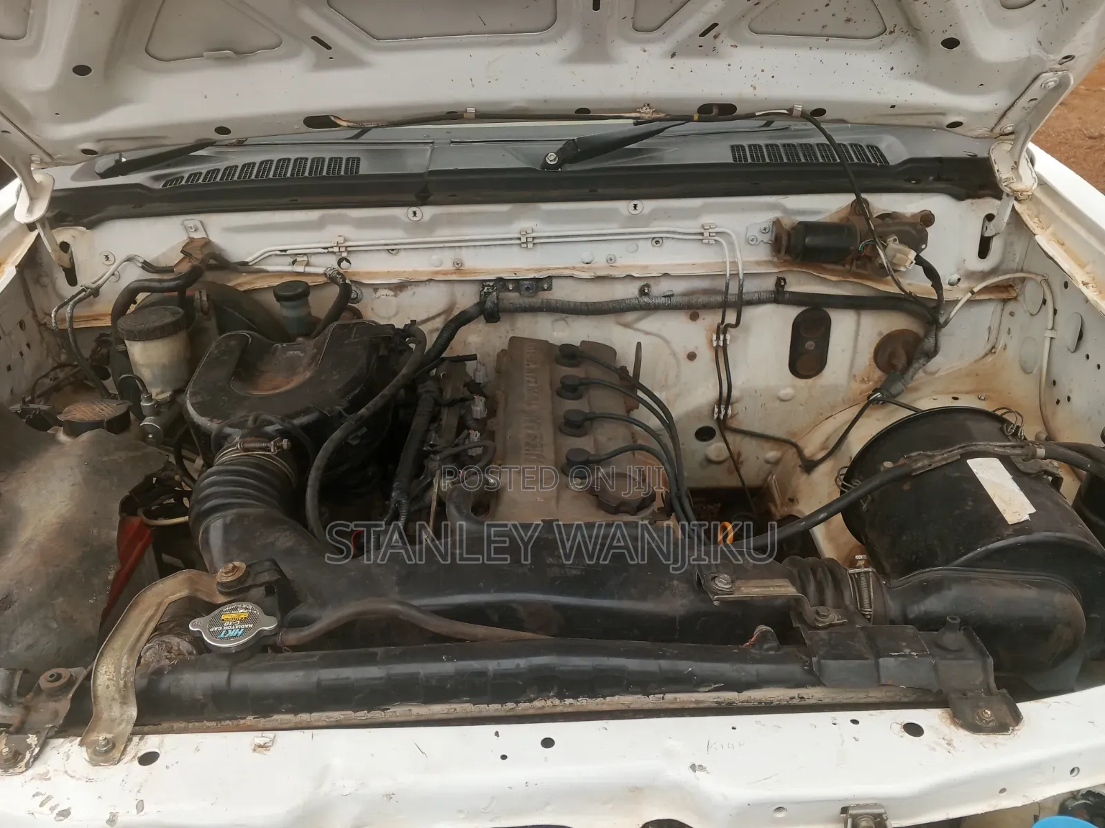 Nissan Pick-Up 2008 White