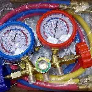 Pressure Testing Aircon Gauge