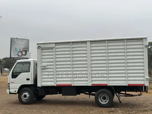 Isuzu NPR Local 2018 Model