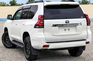 Toyota Land Cruiser Prado 2.8 2019 White