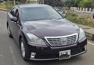 Toyota Crown 2010 Burgundy