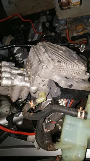 Toyota Prius Hybrid Abs Brake Booster