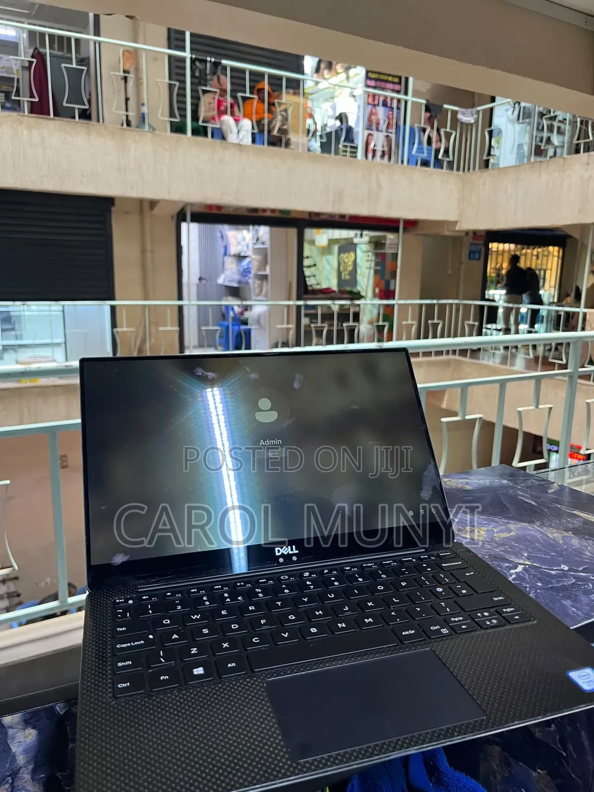 New Laptop Dell XPS 13 9370 8GB Intel Core i5 SSD 256GB