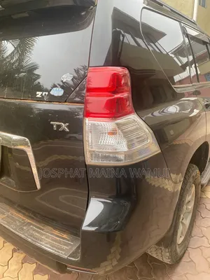 Toyota Land Cruiser Prado 2.7 i 2011 Black