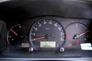 Toyota HiAce 2017 Silver