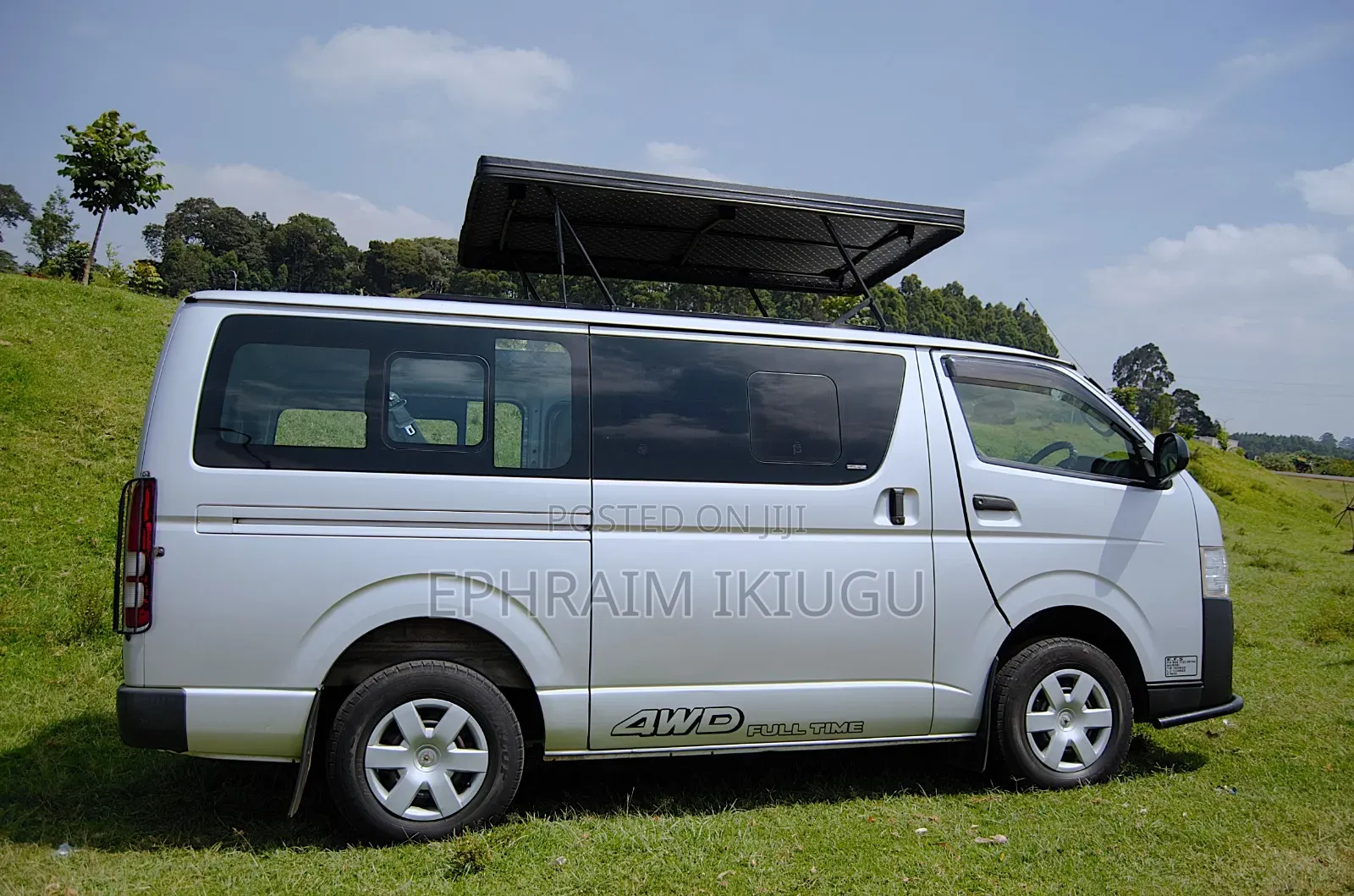 Toyota HiAce 2017 Silver