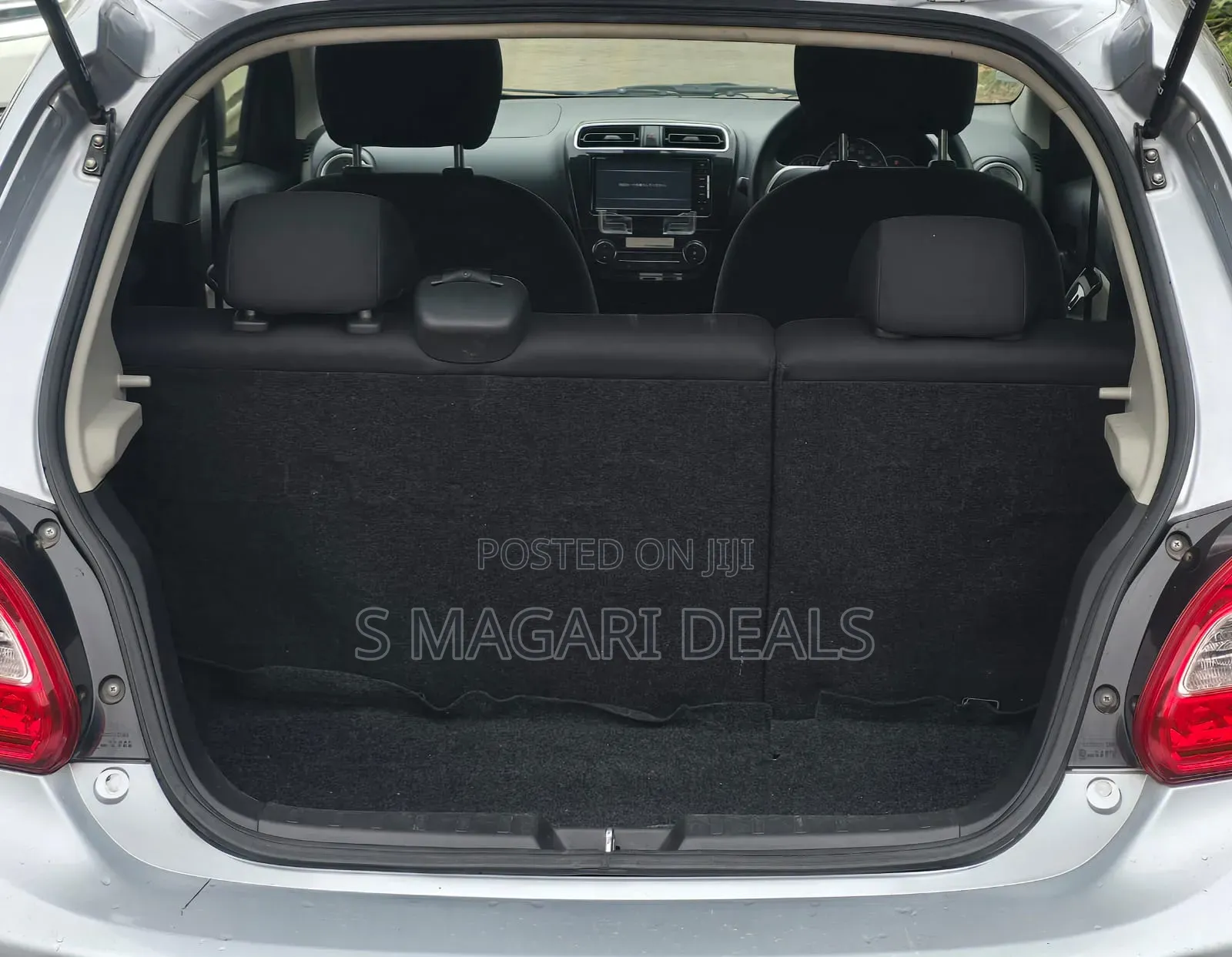 Mitsubishi Mirage 2019 Silver