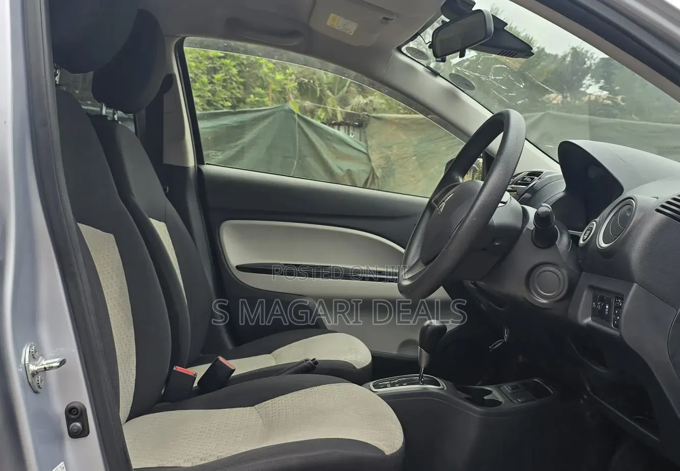 Mitsubishi Mirage 2019 Silver
