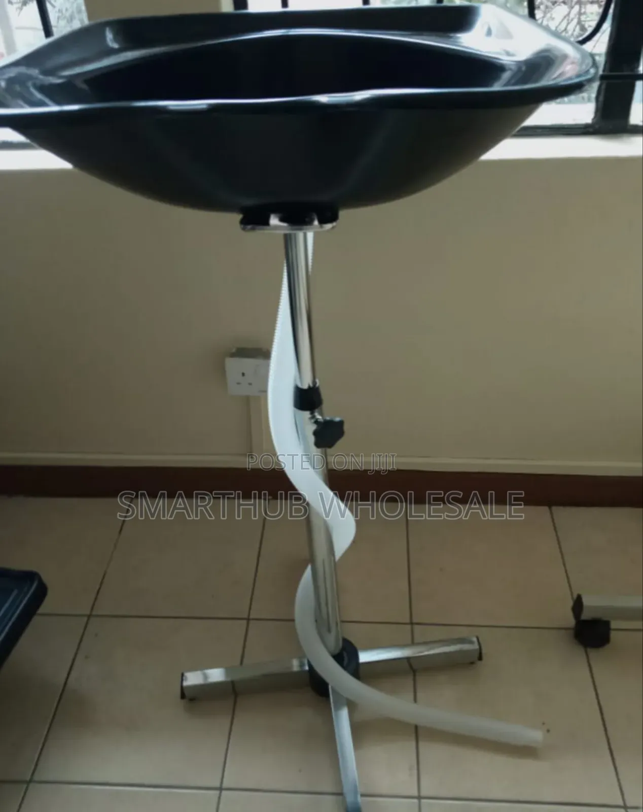 Salon Sink,/Stand