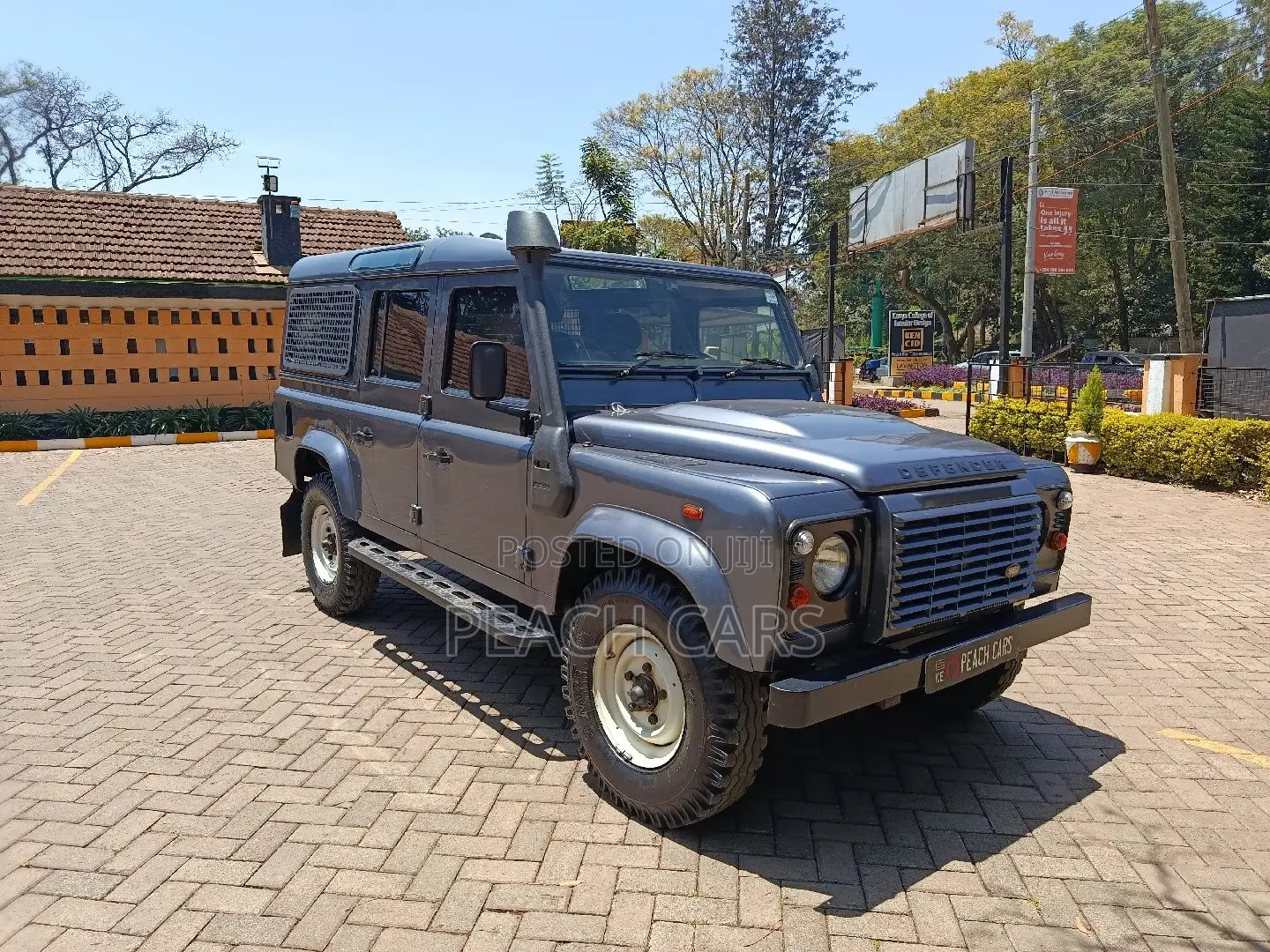 Land Rover Defender 2014 Black