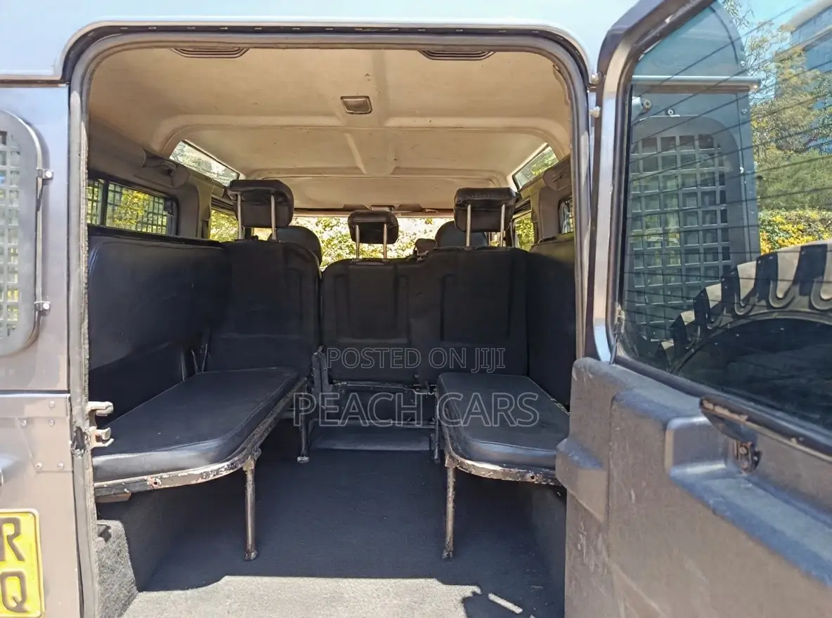 Land Rover Defender 2014 Black