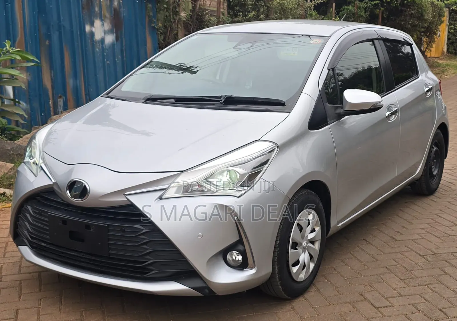 Toyota Vitz 2019 Silver