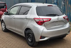 Toyota Vitz 2019 Silver