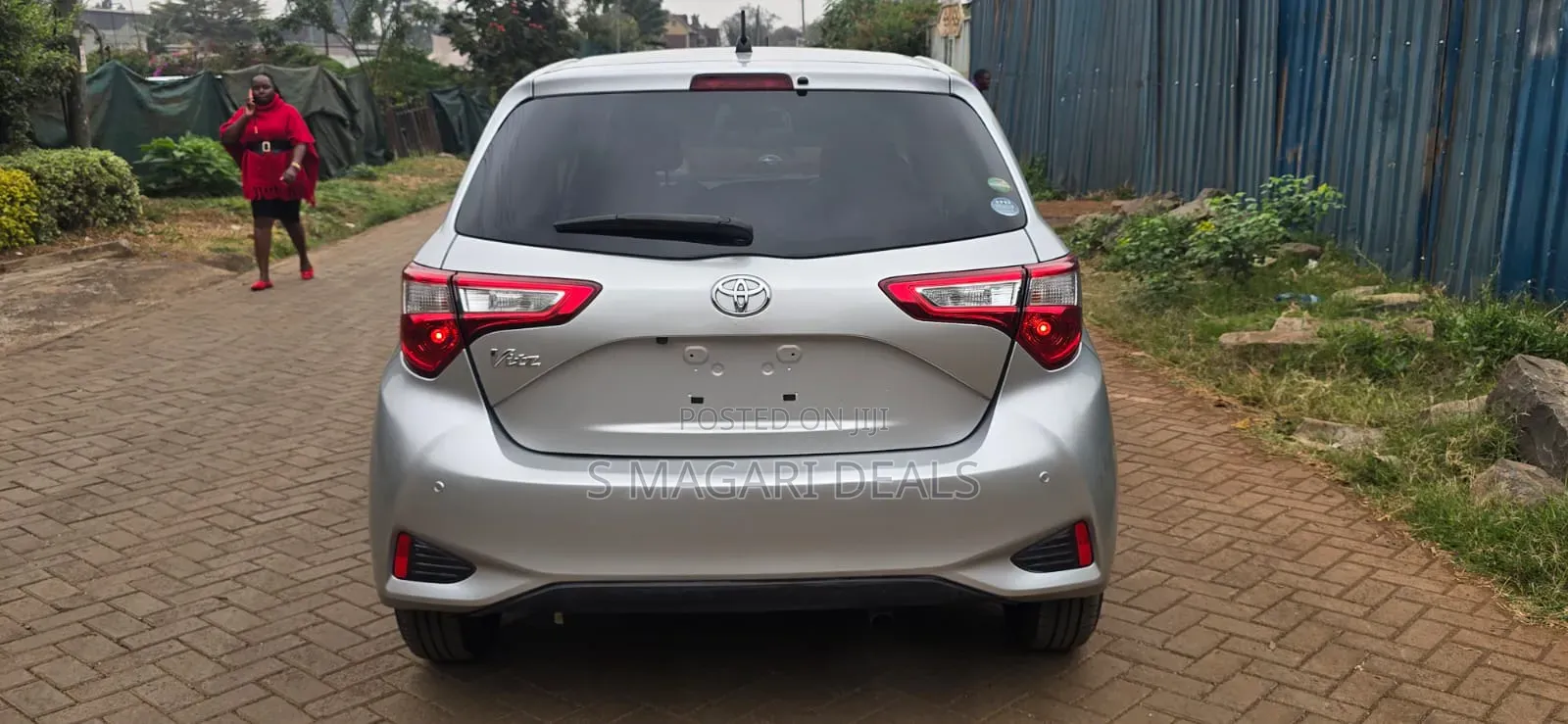 Toyota Vitz 2019 Silver