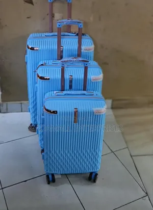 3 in 1 Luxurious Fibre Suitcase {3 in 1 Luxurious Fibre Suitcasep