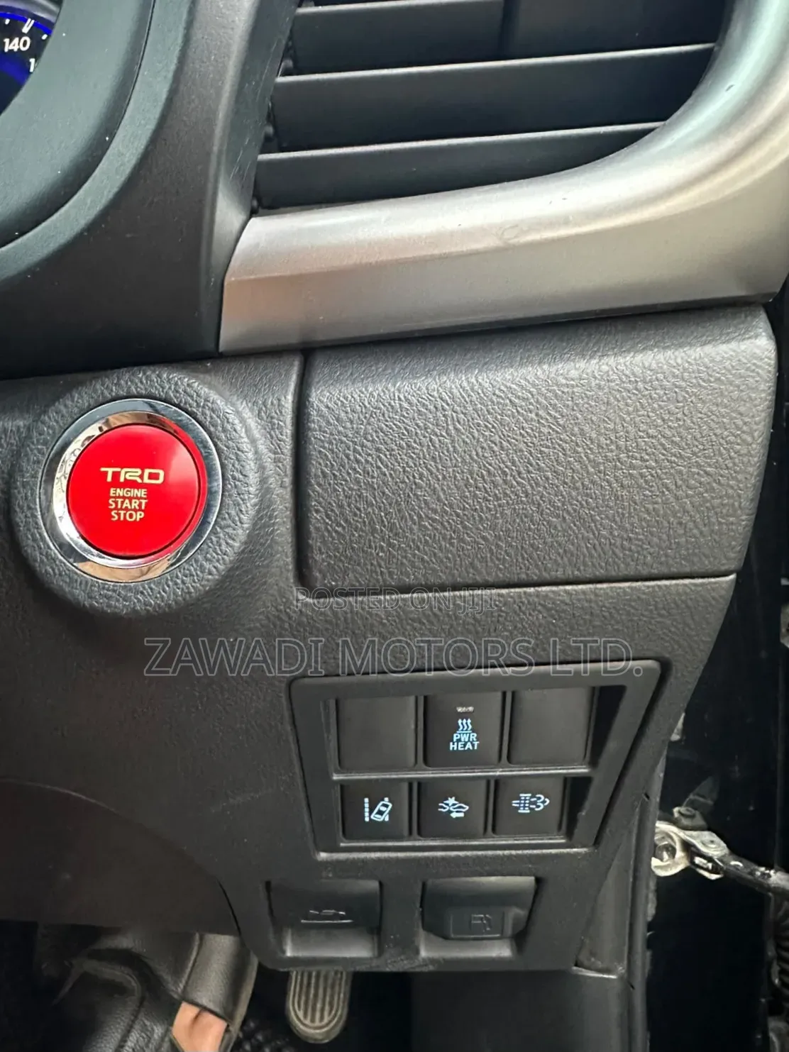 Toyota Hilux Revo Double Cab Deisel 2.4 AWD 2019 Black