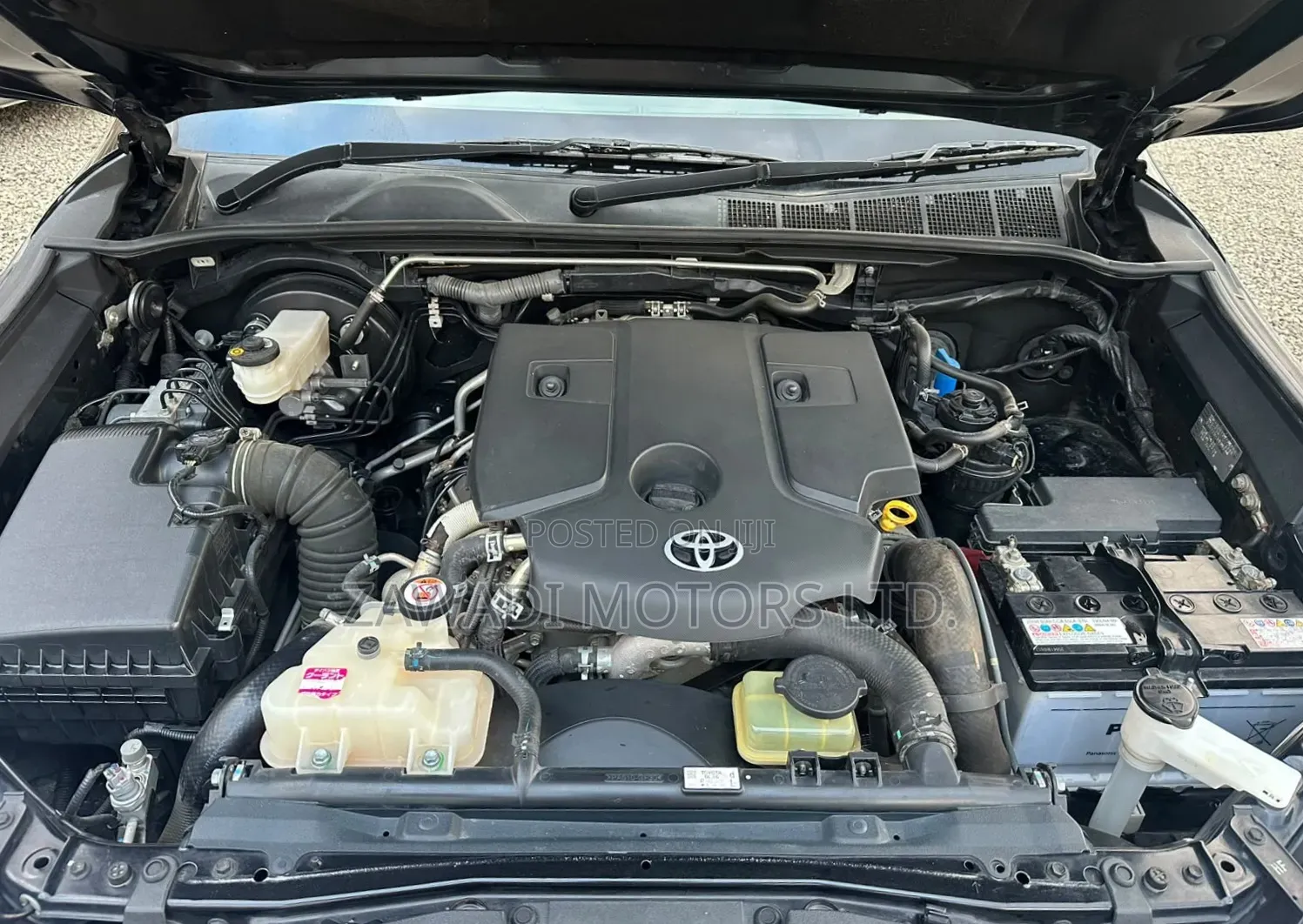 Toyota Hilux Revo Double Cab Deisel 2.4 AWD 2019 Black
