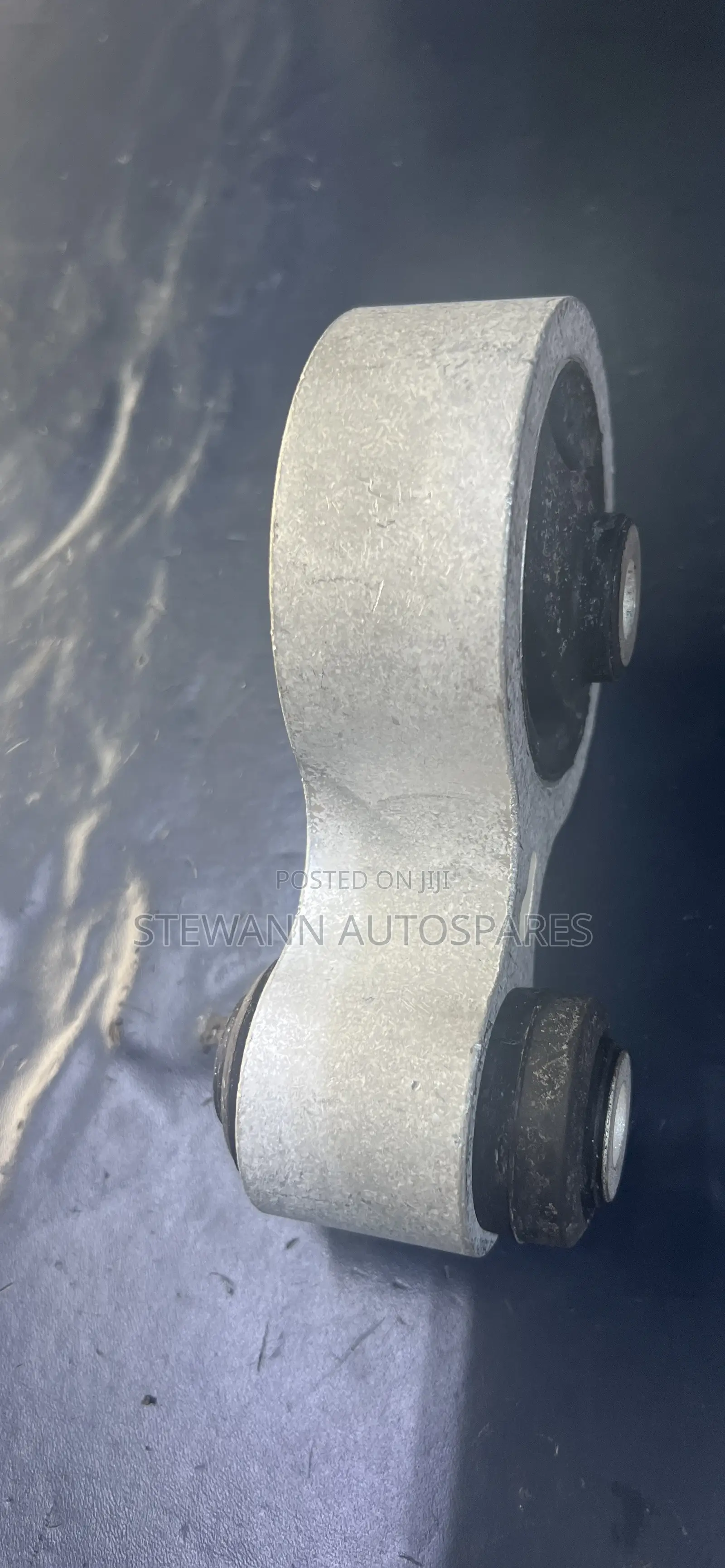 Mazda Axela Gear Mount