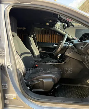 Peugeot 308 2018 Silver