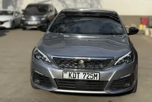 Peugeot 308 2018 Silver