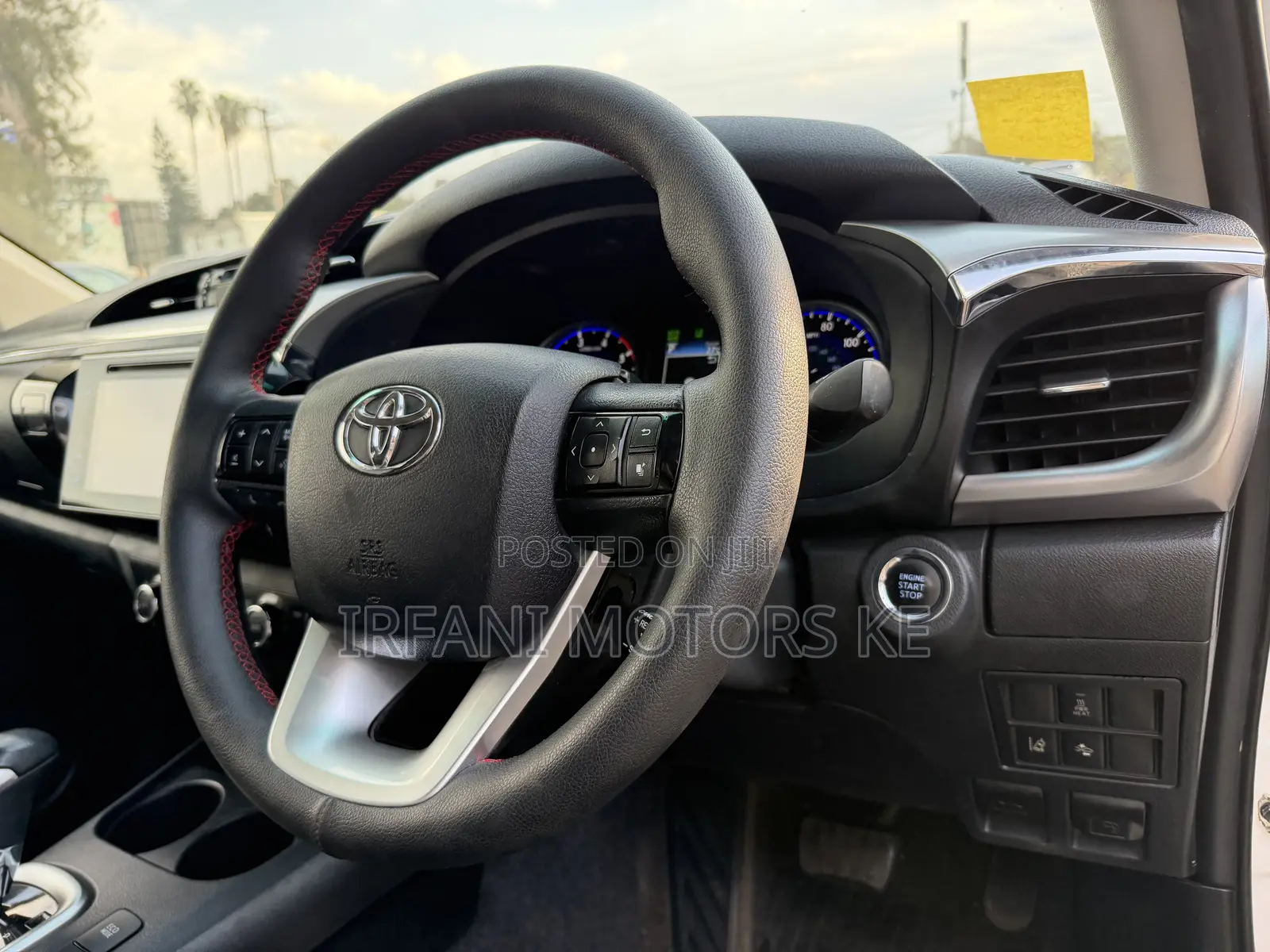 Toyota Hilux Revo Double Cab Deisel 2.4 AWD 2018 White
