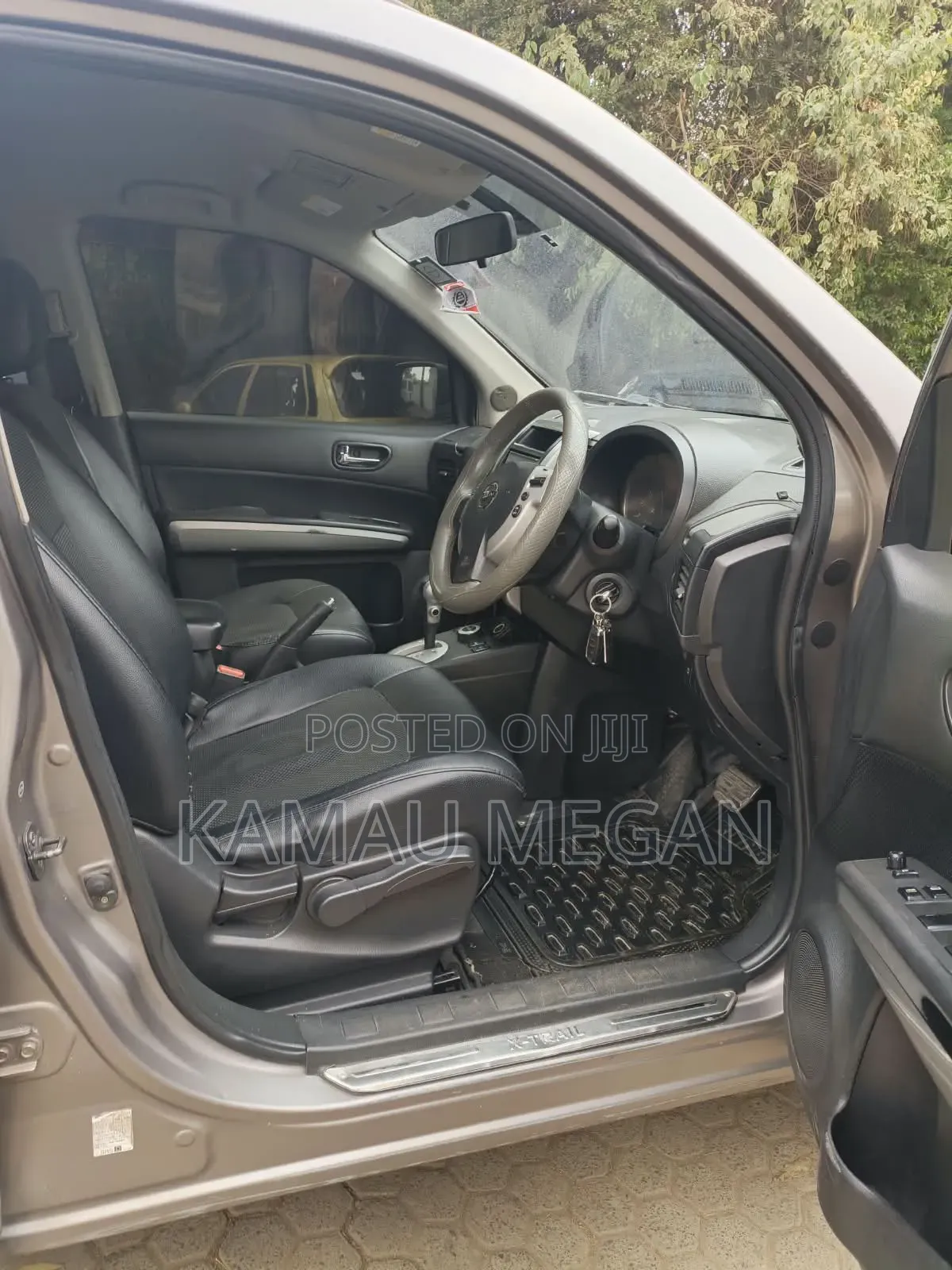 Nissan X-Trail 2010 Silver