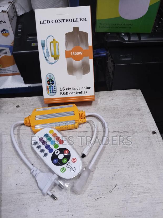 1500 W RGB Controller - main view