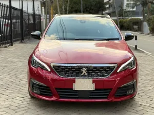 Peugeot 308 2019 Red