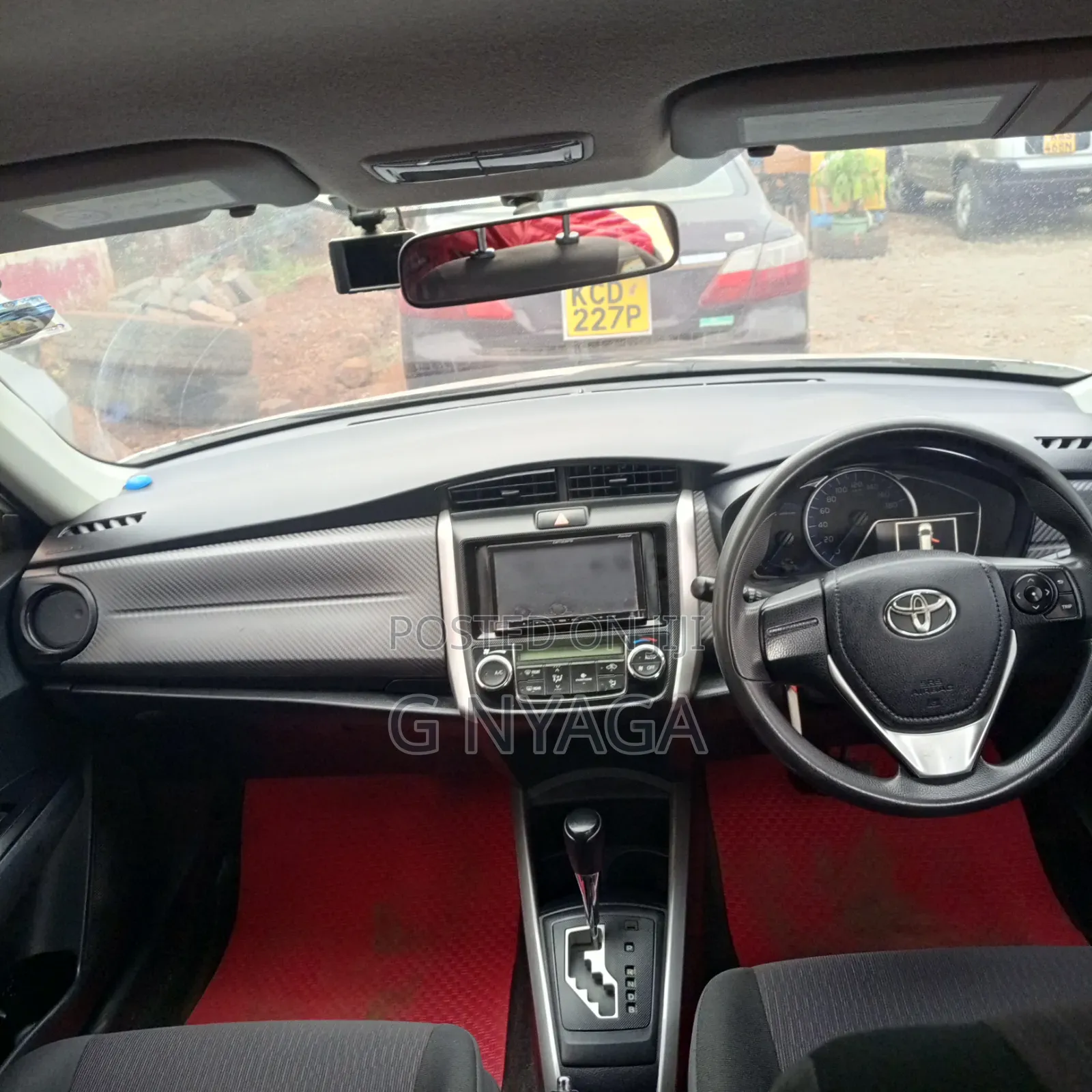 Toyota Corolla Fielder 2014 Silver