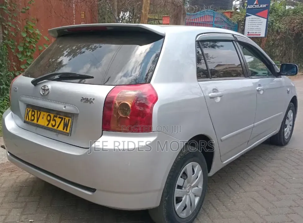 Toyota Corolla RunX 1.5 X FWD 2006 Silver