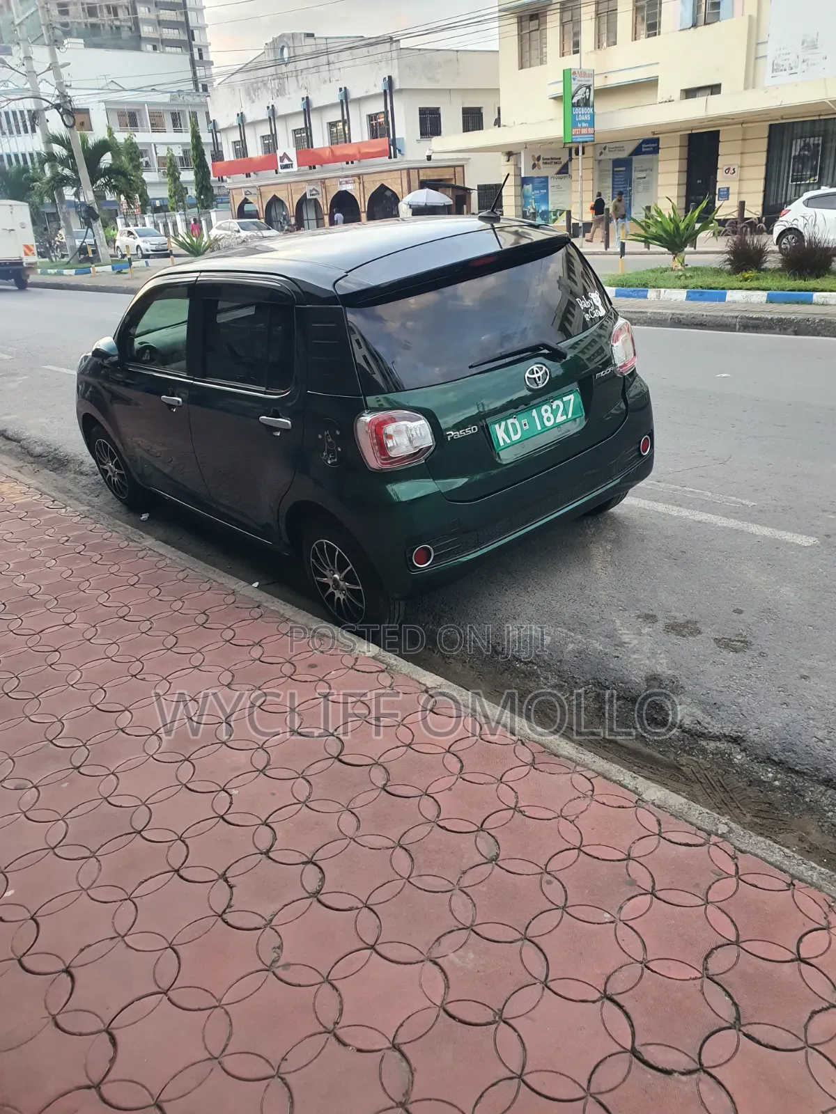Toyota Passo 1.0 AWD 2017 Green