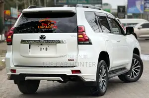 Toyota Land Cruiser Prado 2.8 2021 Pearl