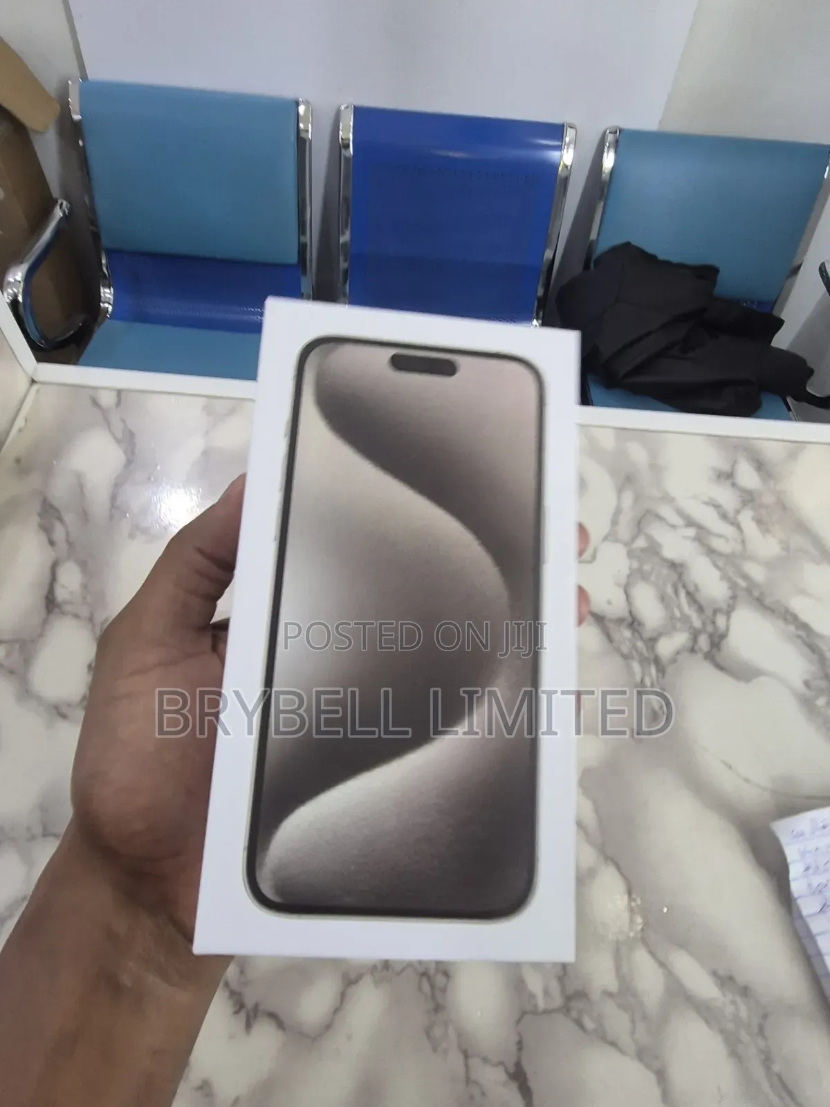 New Apple iPhone 15 Pro Max 256 GB Black