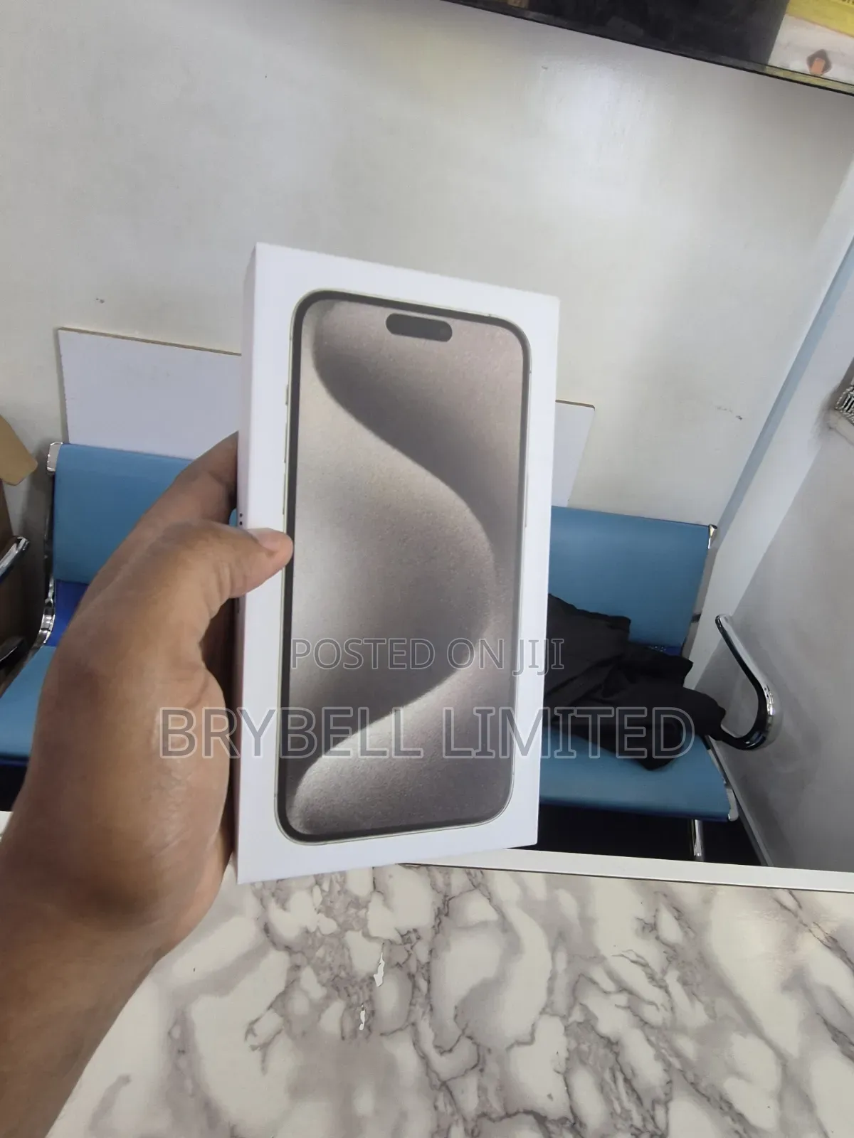 New Apple iPhone 15 Pro Max 256 GB Black