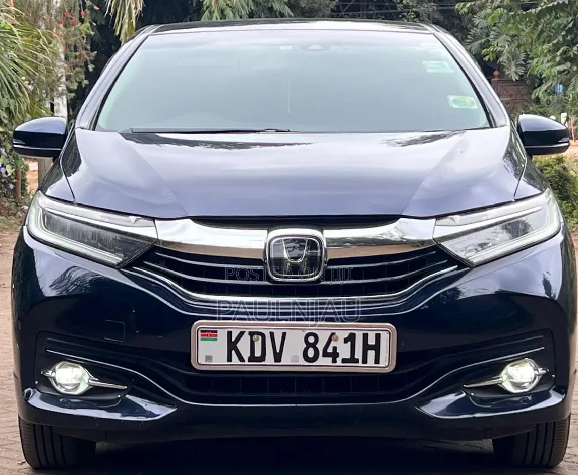 Honda Fit Shuttle 2018