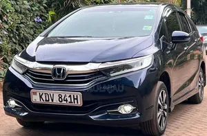 Honda Fit Shuttle 2018